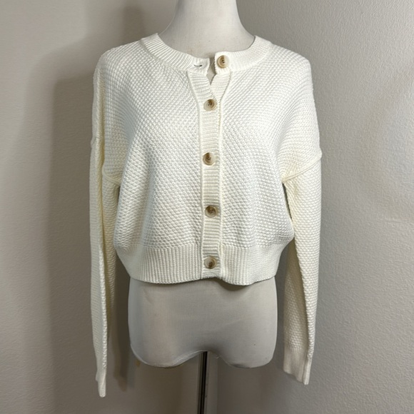 ๐ sincerely Jules cream button cardigan cropped fit XL - Picture 2 of 13